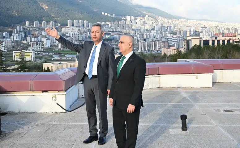 Kahramanmaraş’ta kritik üniversite buluşması! iki rektör bir araya geldi