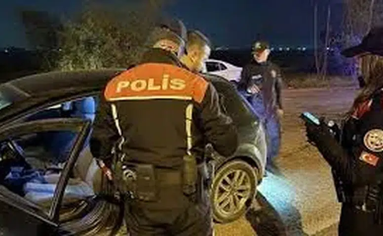 Aranan Şahıslar Kahramanmaraş Emniyetinin Ağına Takıldı; 25 Tutuklama