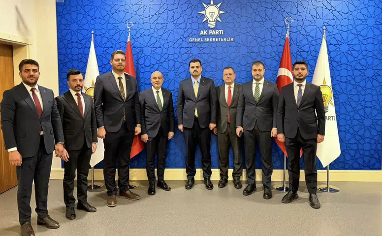 AK Parti Genel Sekreteri İnan Kahramanmaraş heyetini Genel Merkez'de ağırladı