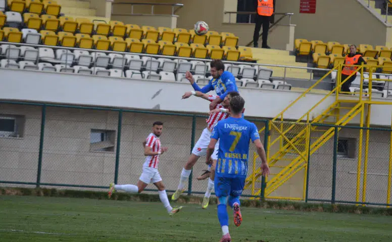 İstiklalspor Deplasmanda Ağır Yenildi