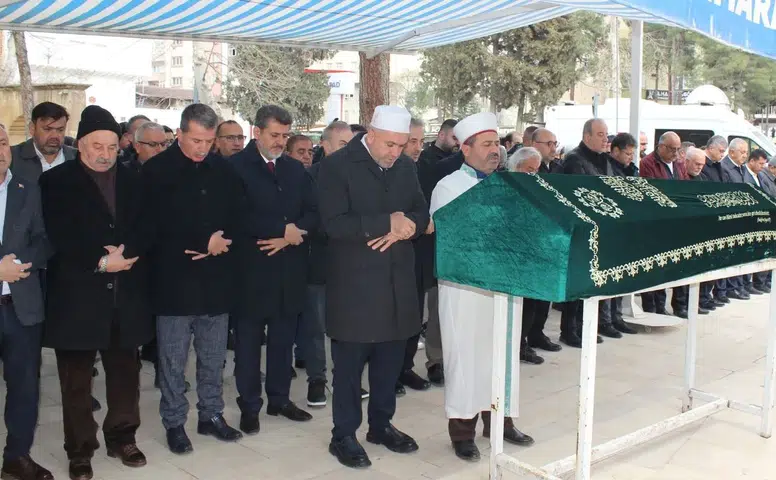 Şaziye Yüzbaşıoğlu Son Yolculuğuna Uğurlandı