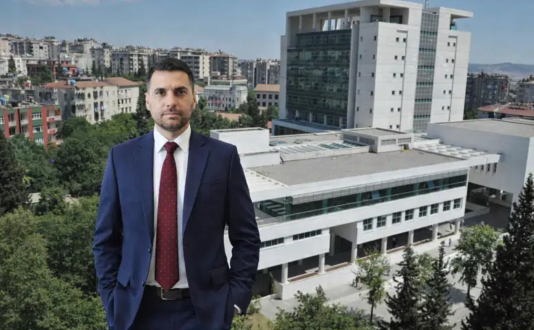 Kahramanmaraş Büyükşehir Belediyesi’nde Bayrak Değişimi