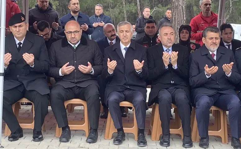 Ramazan Bayramı Öncesi Şehitler Unutulmadı