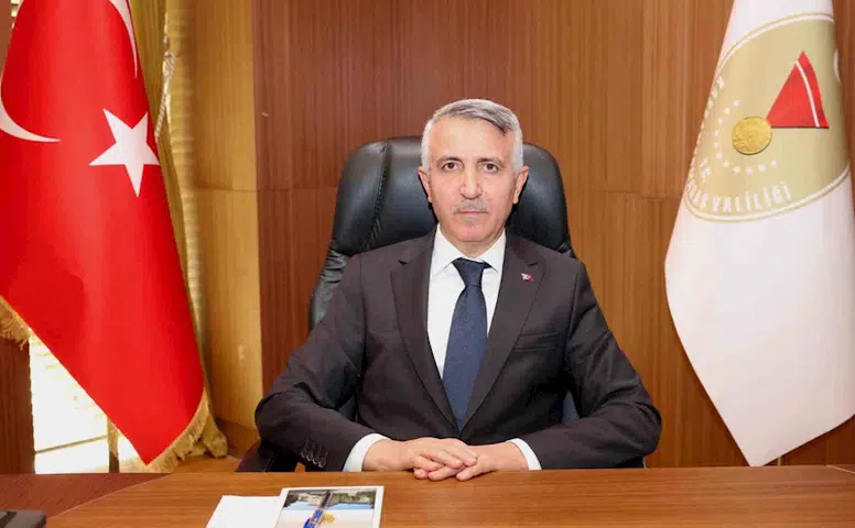 Vali Ünlüer’den 23 Nisan’da Anlamlı ve Duygusal Mesaj