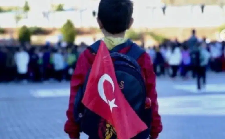 Bayraklarla Döndüler, Kayıplarını Dualarla Andılar