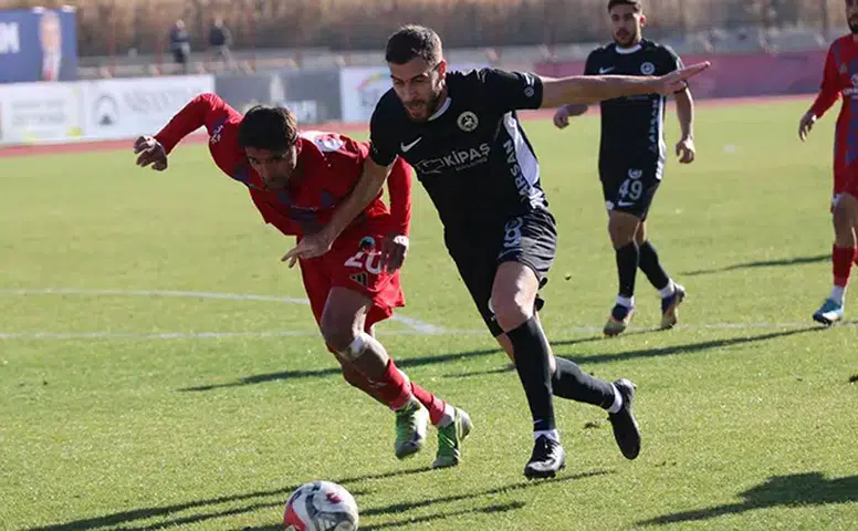 İstiklalspor Son Dakikalarda Yıkıldı