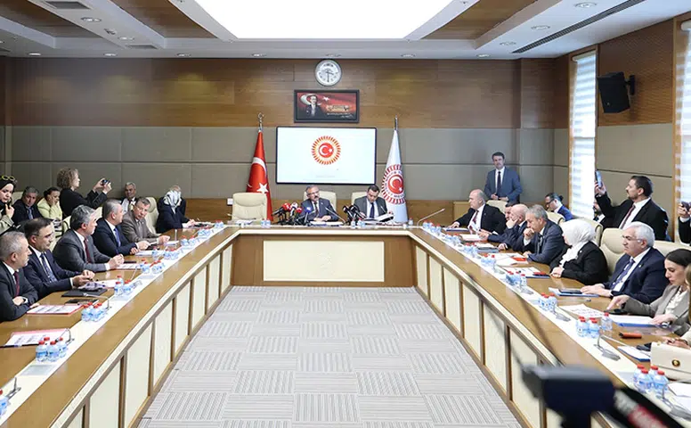 Okul Saldırılarının Nedenlerini Araştırma Komisyonu TBMM'de ilk toplantısını yaptı