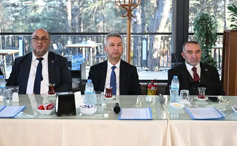 Rektör Okumuş Eğitim Destek Platformu Toplantısına Katıldı