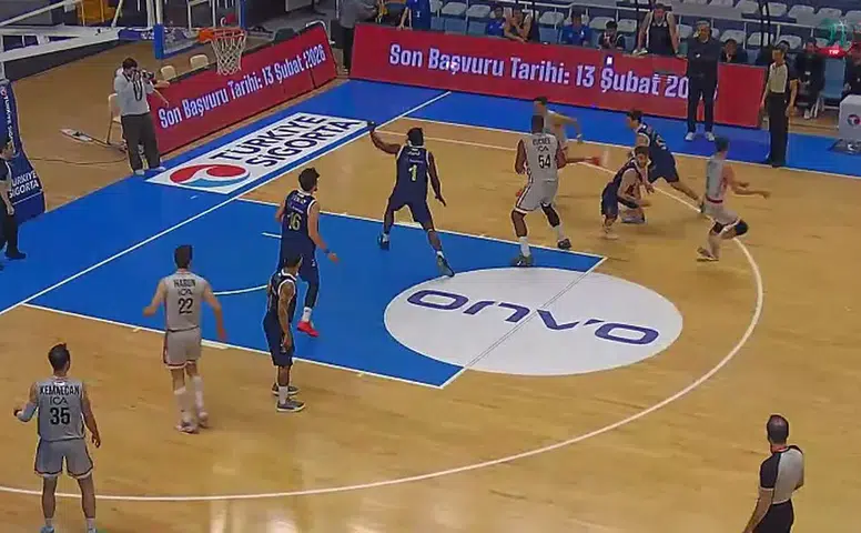 Kipaş İstiklal Deplasmanda İlk Yarıyı 50-36 Geride Kapattı