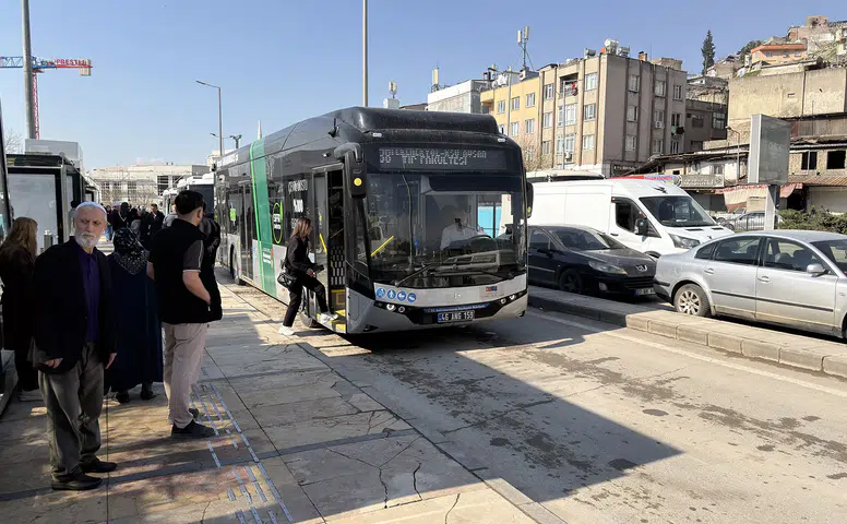 Toplu Taşımada Yenilik: Elektrikli Otobüsler Hizmete Girdi!