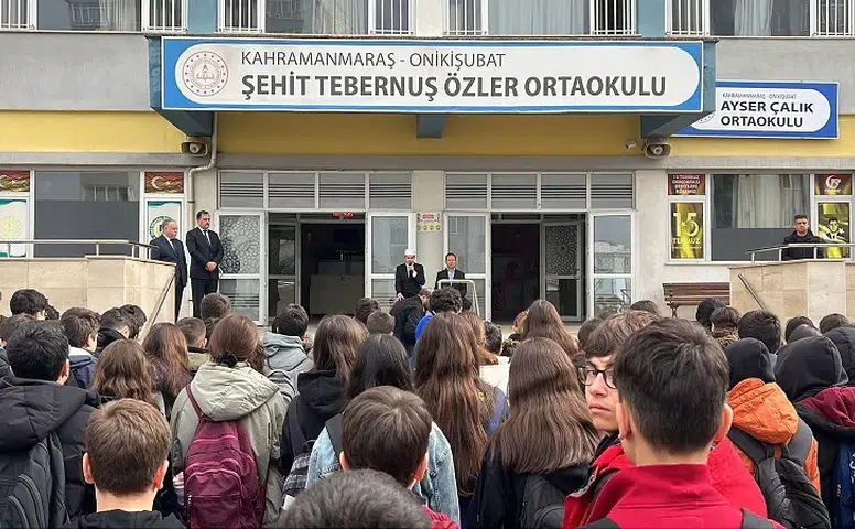 Kahramanmaraş’ta Öğrenciler Yeni Okullarında Ders Başı Yaptı