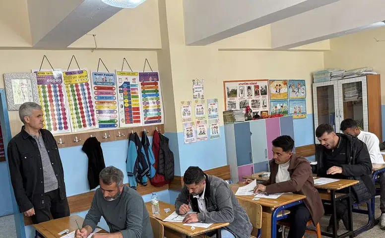 Milli Eğitim Müdürü Akpınar'dan SRC Sınavı Denetimi