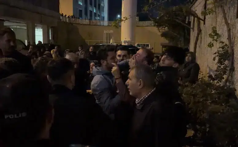 Kahramanmaraş’ta Hastane Önünde Gerilim