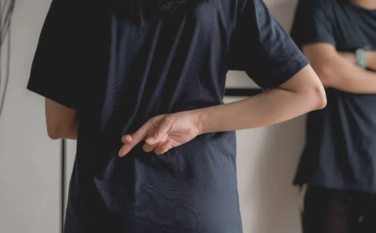 Uzmanlar Uyardı: Çocuklar Sözlere Değil, Davranışlara Odaklanıyor!