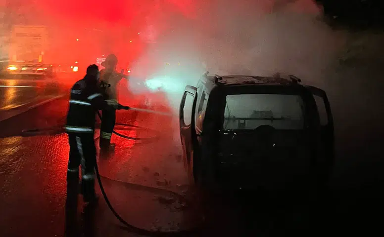 Kahramanmaraş’ta İki Araçta Yangın Çıktı!