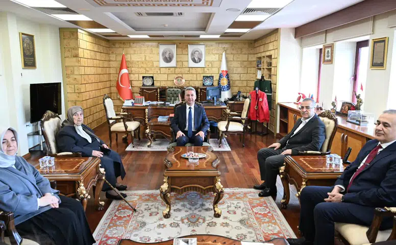 Ayranpınar Ailesinden KSÜ Hastanesine Güçlü Destek