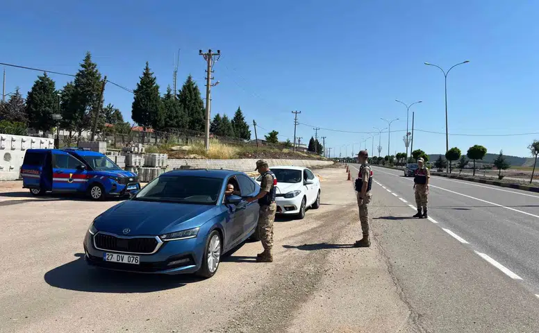 Jandarmadan Bayram Trafiğinde Drone Destekli Denetim