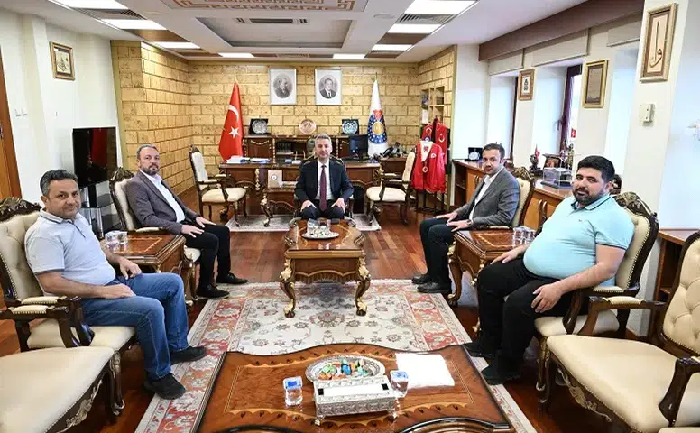 Orman Mühendislerinden Rektör Okumuş’a Ziyaret