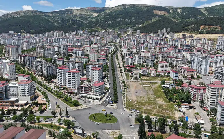 Büyükşehir Belediyesi, Ahır Dağı Caddesi'nde asfalt çalışmalarını başarıyla tamamladı!