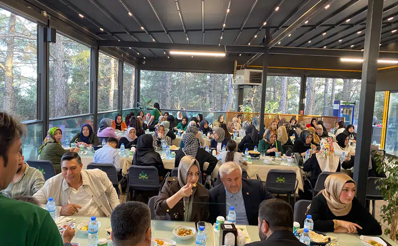 AK Parti Dulkadiroğlu’ndan Aile Buluşması