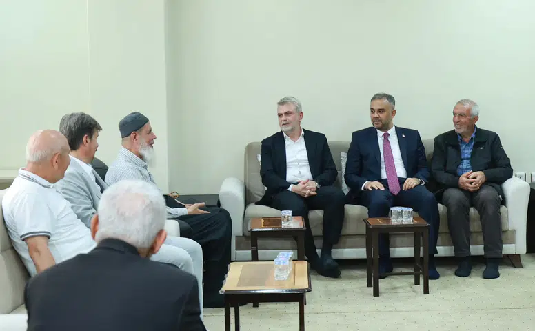 AK Parti Onikişubat Teşkilatından Sivil Toplum Kuruluşlarına Bayram Ziyareti