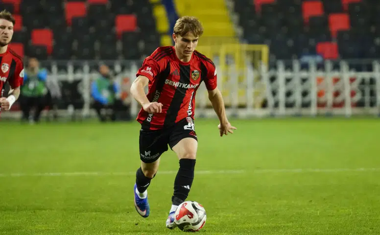 Kahramanmaraşlı Ali Osman Kalın 2025/2026 sezonunda Süper Lig’de Forma Giydi