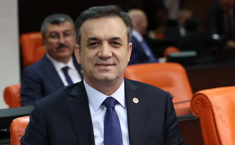 Vekil Kurt'tan Meclis Toplantısında Gerginliğe Açıklama