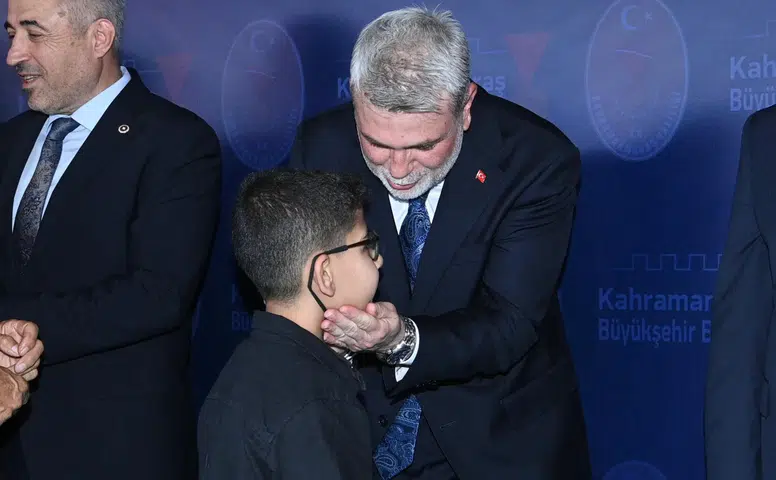 Büyükşehir Belediye Başkanı Fırat Görgel Bayramlaşma Töreninde Konuştu