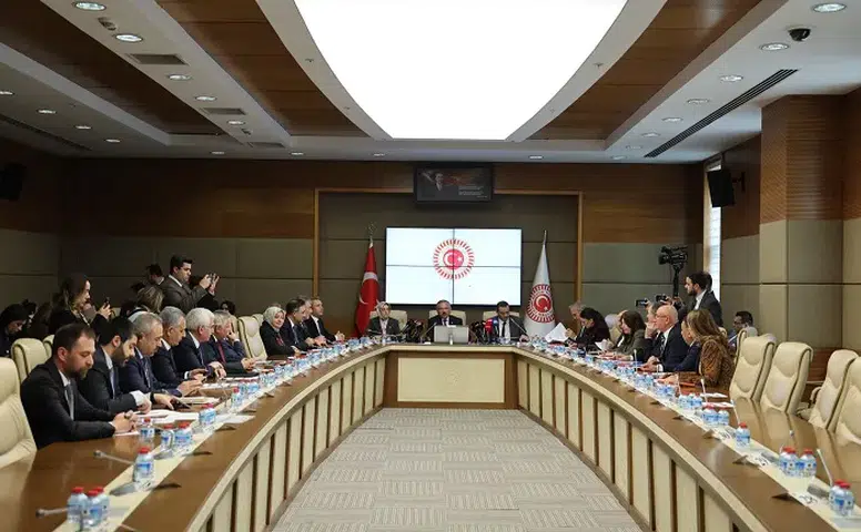 Okul Güvenliği İçin Meclis Mesaisi: Karakoç Açıklama Yaptı