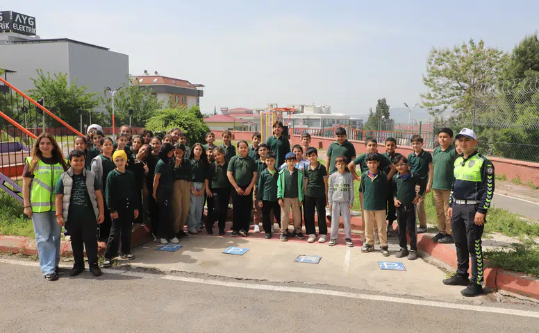 Kahramanmaraş’ta Miniklere Trafik Eğitimi