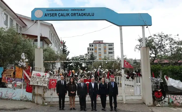 Ayser Çalık Ortaokulu’nda Şehitler Anıldı