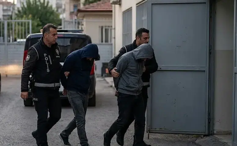 Kahramanmaraş’ta Aranan İki Şahıs Yakalandı
