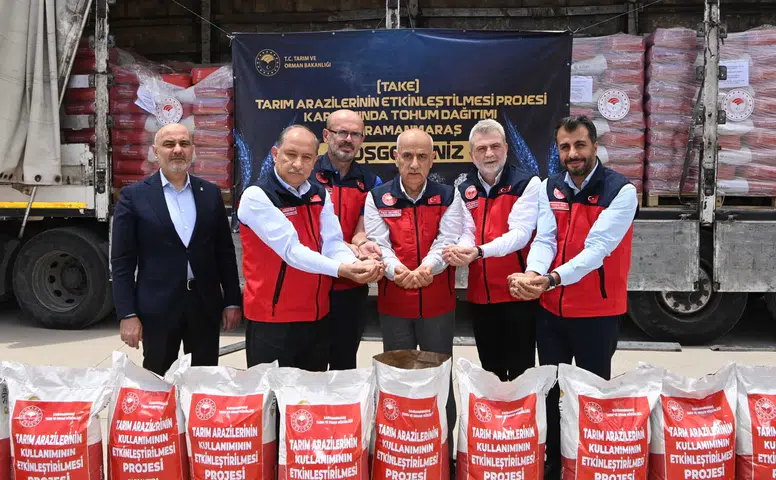 Kahramanmaraş'ta 120 üreticiye 47 ton yerli soya tohumu desteği sağlandı