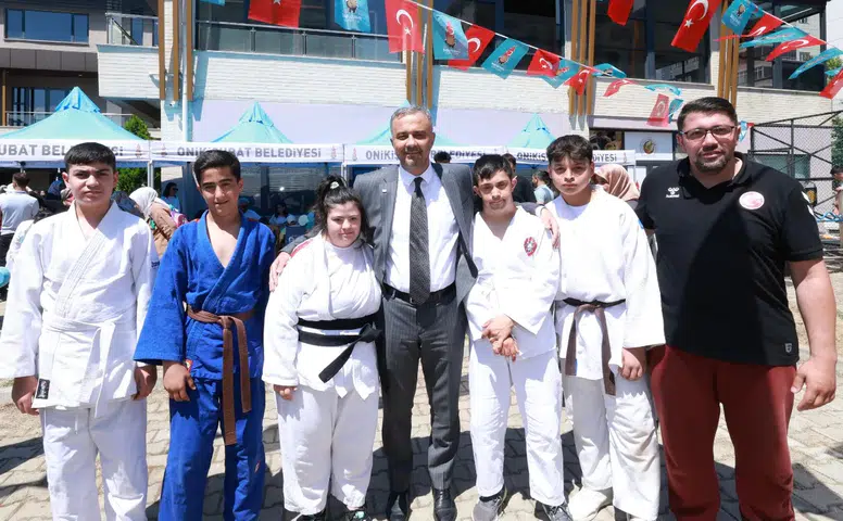 Özel Çocuklar Baharın Neşesini Onikişubat Belediyesi ile Paylaştı