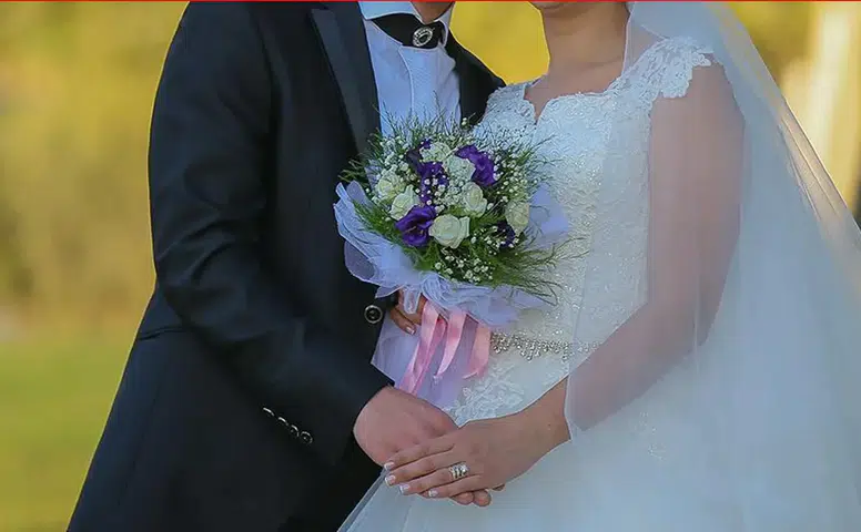 Yargıtay'dan Cimri Eşe Emsal Boşanma Kararı Geldi