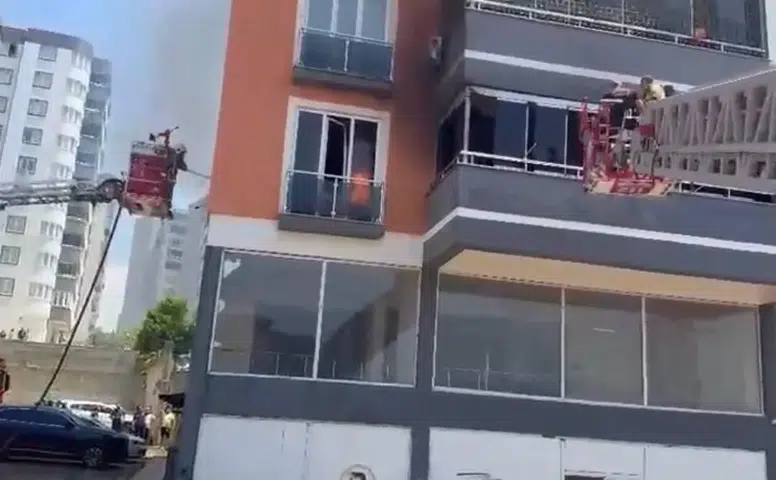 Kahramanmaraş Onikişubat'ta Apartman Yangını: 3 Ölü