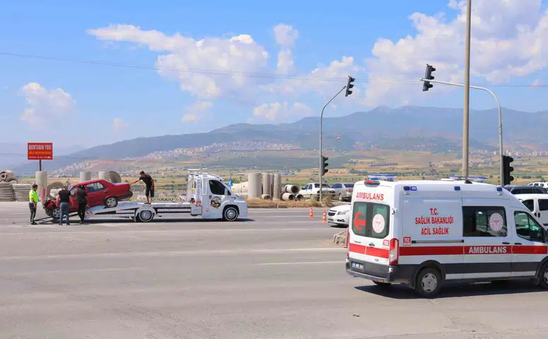Kahramanmaraş'ta İki Ayrı Trafik Kazası: 2 Yaralı