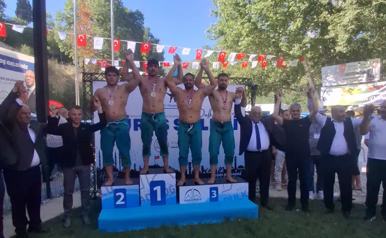 23. Geleneksel Dereköy Güreşleri'nin Başpehlivanı Mehmet Emin Demir Oldu