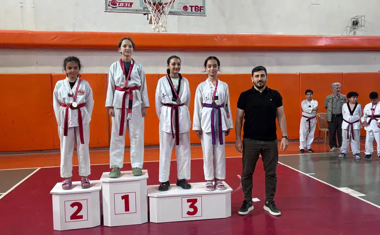 Kahramanmaraş'ta Taekwondo Turnuvasında Genç Yetenekler Parladı!