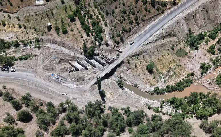 Bertiz bölgesinde yeni köprü inşaatı hızla sürüyor, ulaşım standartları yükseliyor