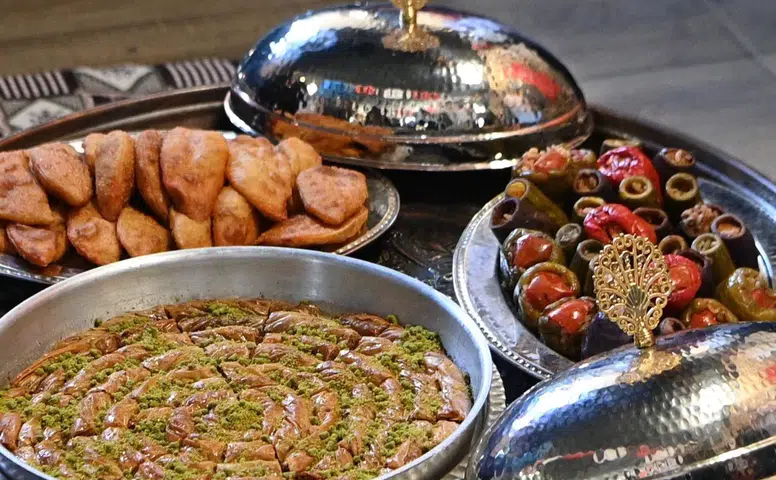Kahramanmaraş, Türk Mutfağı Haftası’nda 600 tarifle gastronomi kitabı tanıttı!