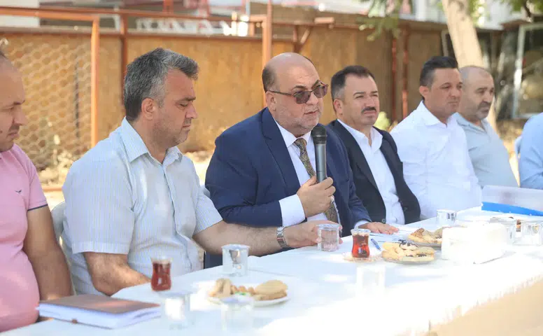 Dulkadiroğlu Belediyesi Yenişehir'de mahalle toplantısı düzenledi