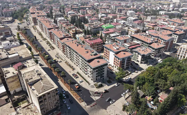 Trabzon Bulvarı’nda Son Kat Asfalt Çalışmaları Başladı