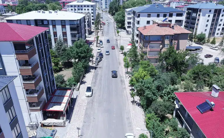 Büyükşehir, Pınarbaşı Caddesi’nde İlk Etabı Tamamladı