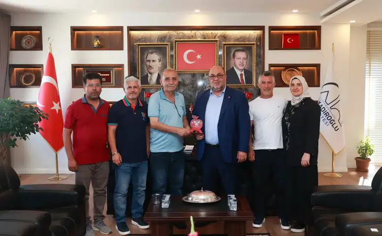 46 Kahramanmaraş Masterler'den Başkan Akpınar'a Teşekkür Ziyareti