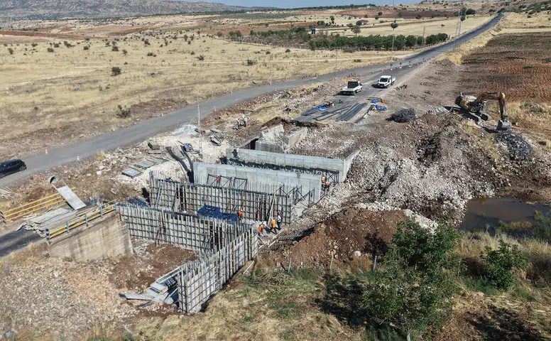 Büyükşehir'den Kızkapanlı'ya 10 Milyon TL'lik Köprü Yatırımı