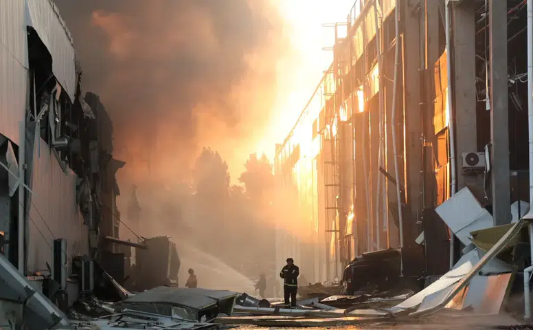 Rusya'dan Kiev'e Balistik Füze Saldırısı: 2 Kişi Hayatını Kaybetti