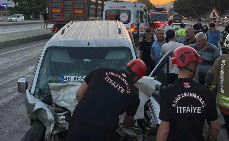 Dulkadiroğlu'nda Trafik Kazası: 4 Kişi Yaralandı