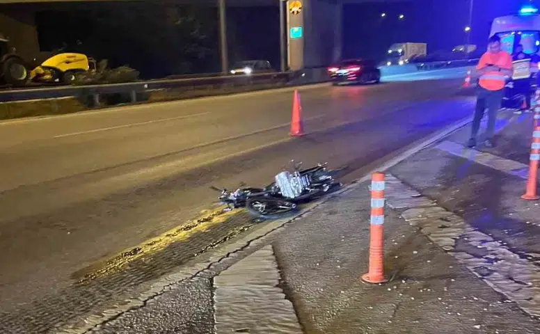 Otoyolda Kaza! Motosikletli Hayatını Kaybetti