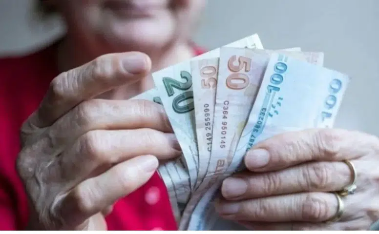 Çalışan Emeklilere SGK Uyarısı: Herkes Aynı Hakka Sahip Değil